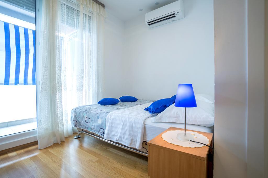 Studio Teuta - Private Parking Split Pokój zdjęcie